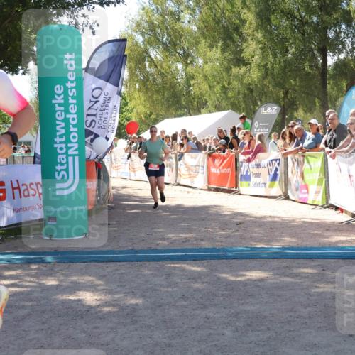 07.09.2025 - 19. Norderstedt Triathlon Zöllner http://msf.ph/oto/8785014 07.09.2025 13:13:09 Ziel 156, 1322 meine-sportfotos.de