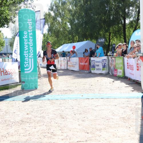 07.09.2025 - 19. Norderstedt Triathlon Zöllner http://msf.ph/oto/8785023 07.09.2025 15:26:19 Ziel 981 meine-sportfotos.de