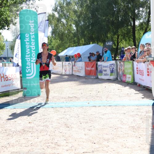 07.09.2025 - 19. Norderstedt Triathlon Zöllner http://msf.ph/oto/8785029 07.09.2025 15:26:20 Ziel 981 meine-sportfotos.de