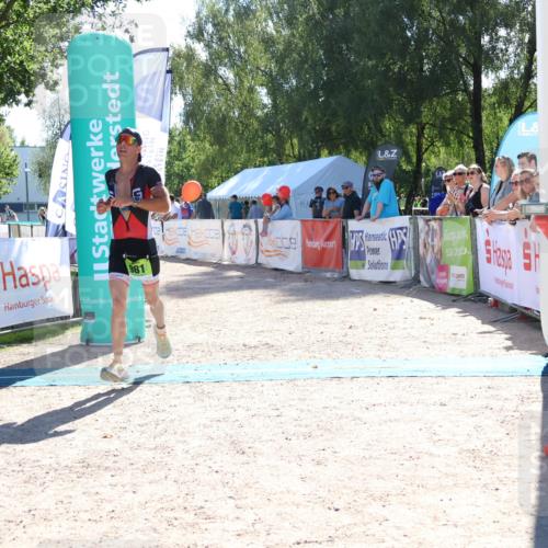 07.09.2025 - 19. Norderstedt Triathlon Zöllner http://msf.ph/oto/8785033 07.09.2025 15:26:20 Ziel 981 meine-sportfotos.de