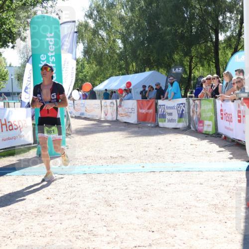 07.09.2025 - 19. Norderstedt Triathlon Zöllner http://msf.ph/oto/8785038 07.09.2025 15:26:20 Ziel 981 meine-sportfotos.de