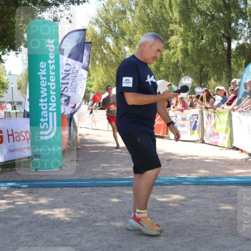 07.09.2025 - 19. Norderstedt Triathlon Zöllner http://msf.ph/oto/8785054 07.09.2025 13:13:36 Ziel 701 meine-sportfotos.de