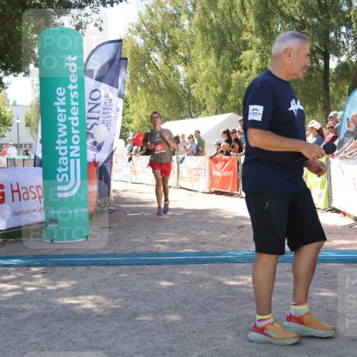07.09.2025 - 19. Norderstedt Triathlon Zöllner http://msf.ph/oto/8785059 07.09.2025 13:13:36 Ziel 701 meine-sportfotos.de