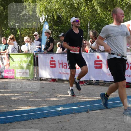 07.09.2025 - 19. Norderstedt Triathlon Zöllner http://msf.ph/oto/8785062 07.09.2025 12:33:46 Ziel 191, 782, 801, 1223 meine-sportfotos.de