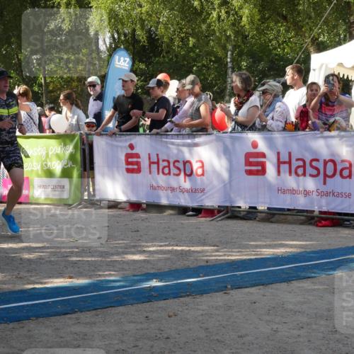 07.09.2025 - 19. Norderstedt Triathlon Zöllner http://msf.ph/oto/8785074 07.09.2025 12:33:51 Ziel 191, 782, 801, 815, 1265 meine-sportfotos.de