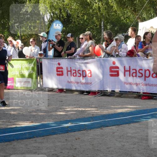 07.09.2025 - 19. Norderstedt Triathlon Zöllner http://msf.ph/oto/8785083 07.09.2025 12:33:53 Ziel 191, 782, 815, 1265 meine-sportfotos.de