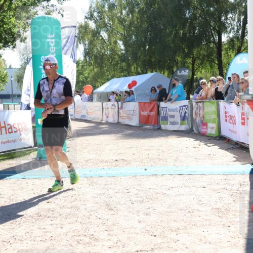 07.09.2025 - 19. Norderstedt Triathlon Zöllner http://msf.ph/oto/8785092 07.09.2025 15:26:52 Ziel 958, 964 meine-sportfotos.de