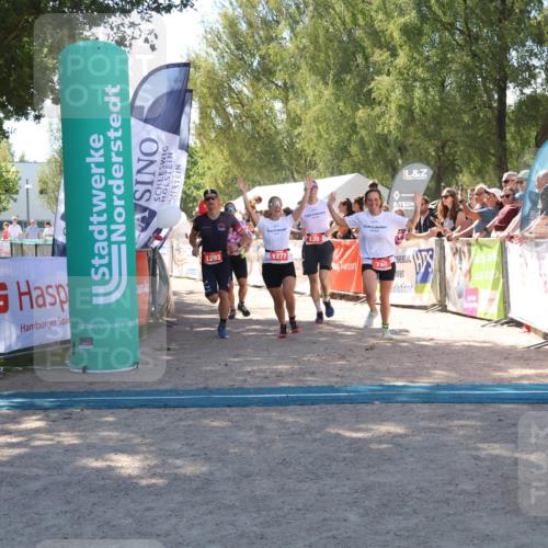 07.09.2025 - 19. Norderstedt Triathlon Zöllner http://msf.ph/oto/8785096 07.09.2025 13:14:13 Ziel 139, 302, 780, 1277, 1293 meine-sportfotos.de