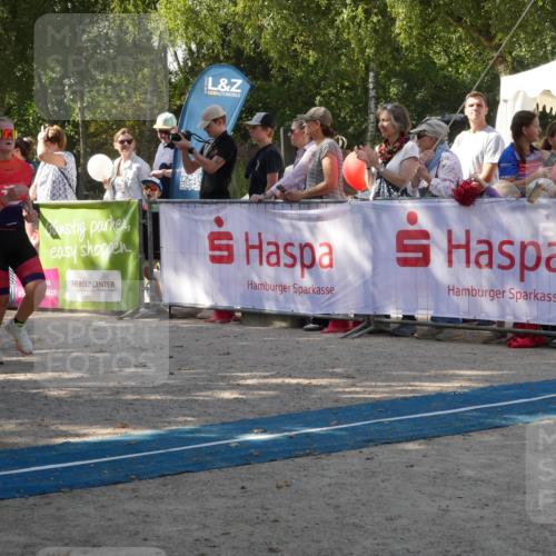 07.09.2025 - 19. Norderstedt Triathlon Zöllner http://msf.ph/oto/8785099 07.09.2025 12:33:59 Ziel 714, 731, 815 meine-sportfotos.de