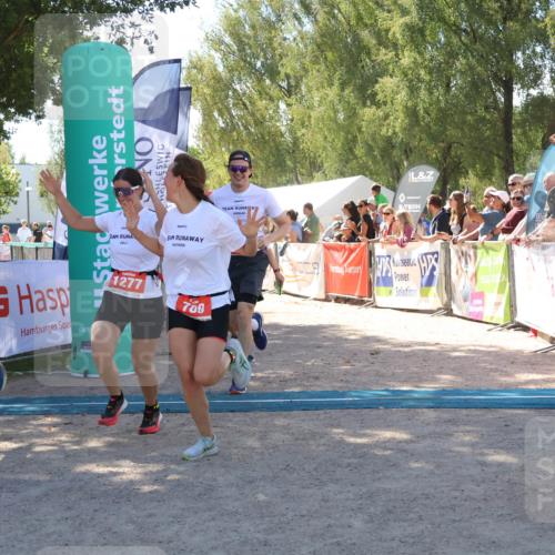07.09.2025 - 19. Norderstedt Triathlon Zöllner http://msf.ph/oto/8785111 07.09.2025 13:14:15 Ziel 139, 302, 780, 1277, 1293 meine-sportfotos.de