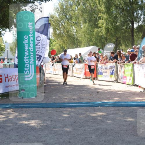 07.09.2025 - 19. Norderstedt Triathlon Zöllner http://msf.ph/oto/8785146 07.09.2025 13:14:18 Ziel 139, 302, 780, 827, 1277, 1293, 1398 meine-sportfotos.de