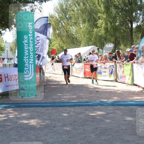 07.09.2025 - 19. Norderstedt Triathlon Zöllner http://msf.ph/oto/8785147 07.09.2025 13:14:19 Ziel 139, 302, 780, 827, 1277, 1293, 1398 meine-sportfotos.de