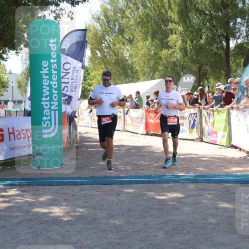 07.09.2025 - 19. Norderstedt Triathlon Zöllner http://msf.ph/oto/8785166 07.09.2025 13:14:20 Ziel 139, 302, 780, 827, 1277, 1293, 1398 meine-sportfotos.de