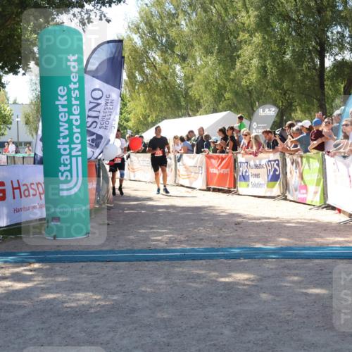 07.09.2025 - 19. Norderstedt Triathlon Zöllner http://msf.ph/oto/8785180 07.09.2025 13:14:45 Ziel 189, 717 meine-sportfotos.de