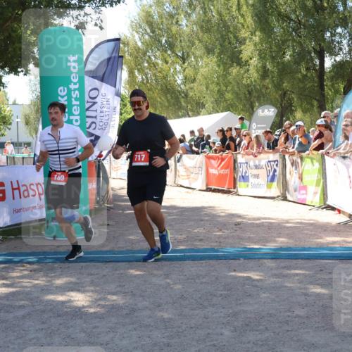 07.09.2025 - 19. Norderstedt Triathlon Zöllner http://msf.ph/oto/8785210 07.09.2025 13:14:49 Ziel 189, 717 meine-sportfotos.de
