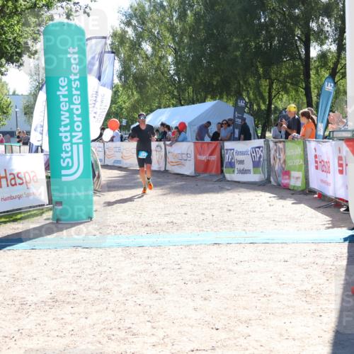 07.09.2025 - 19. Norderstedt Triathlon Zöllner http://msf.ph/oto/8785222 07.09.2025 15:29:19 Ziel 394 meine-sportfotos.de