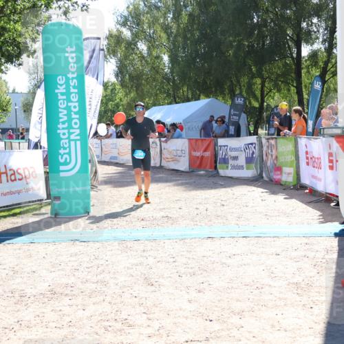 07.09.2025 - 19. Norderstedt Triathlon Zöllner http://msf.ph/oto/8785239 07.09.2025 15:29:20 Ziel 394 meine-sportfotos.de