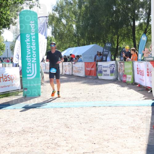 07.09.2025 - 19. Norderstedt Triathlon Zöllner http://msf.ph/oto/8785247 07.09.2025 15:29:21 Ziel 394, 990 meine-sportfotos.de
