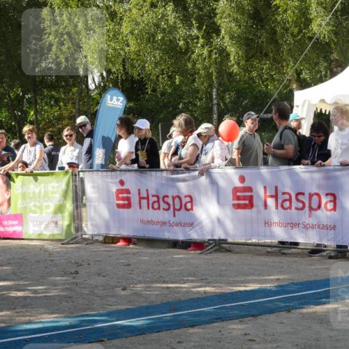 07.09.2025 - 19. Norderstedt Triathlon Zöllner http://msf.ph/oto/8785270 07.09.2025 12:38:32 Ziel 136, 859 meine-sportfotos.de