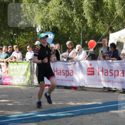 07.09.2025 - 19. Norderstedt Triathlon Zöllner http://msf.ph/oto/8785283 07.09.2025 12:38:48 Ziel 299 meine-sportfotos.de