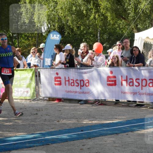 07.09.2025 - 19. Norderstedt Triathlon Zöllner http://msf.ph/oto/8785297 07.09.2025 12:39:35 Ziel 791 meine-sportfotos.de