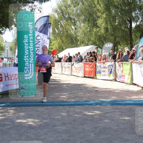 07.09.2025 - 19. Norderstedt Triathlon Zöllner http://msf.ph/oto/8785318 07.09.2025 13:15:18 Ziel 176, 1382 meine-sportfotos.de