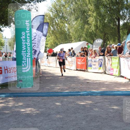 07.09.2025 - 19. Norderstedt Triathlon Zöllner http://msf.ph/oto/8785330 07.09.2025 13:15:20 Ziel 176, 1382 meine-sportfotos.de