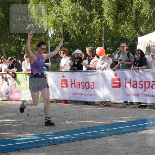 07.09.2025 - 19. Norderstedt Triathlon Zöllner http://msf.ph/oto/8785331 07.09.2025 12:40:16 Ziel 748, 763, 767, 778, 1239 meine-sportfotos.de