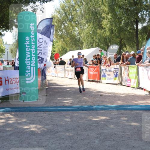 07.09.2025 - 19. Norderstedt Triathlon Zöllner http://msf.ph/oto/8785336 07.09.2025 13:15:21 Ziel 176, 1382 meine-sportfotos.de