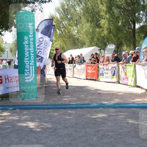 07.09.2025 - 19. Norderstedt Triathlon Zöllner http://msf.ph/oto/8785358 07.09.2025 13:15:26 Ziel 308, 1382 meine-sportfotos.de