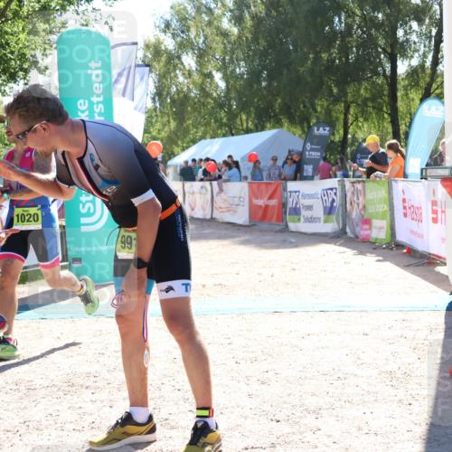 07.09.2025 - 19. Norderstedt Triathlon Zöllner http://msf.ph/oto/8785364 07.09.2025 15:29:41 Ziel 1020, 1027 meine-sportfotos.de