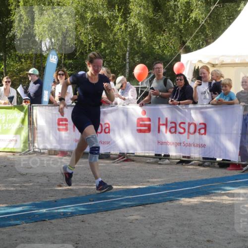 07.09.2025 - 19. Norderstedt Triathlon Zöllner http://msf.ph/oto/8785369 07.09.2025 12:40:39 Ziel 286 meine-sportfotos.de