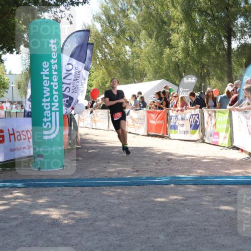 07.09.2025 - 19. Norderstedt Triathlon Zöllner http://msf.ph/oto/8785374 07.09.2025 13:15:32 Ziel 173, 308 meine-sportfotos.de