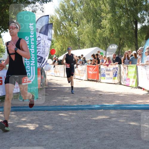 07.09.2025 - 19. Norderstedt Triathlon Zöllner http://msf.ph/oto/8785436 07.09.2025 13:16:04 Ziel 236, 1297 meine-sportfotos.de