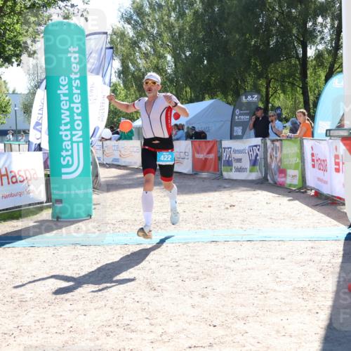 07.09.2025 - 19. Norderstedt Triathlon Zöllner http://msf.ph/oto/8785462 07.09.2025 15:30:36 Ziel 422 meine-sportfotos.de