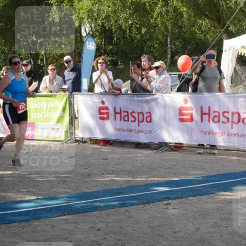 07.09.2025 - 19. Norderstedt Triathlon Zöllner http://msf.ph/oto/8785468 07.09.2025 12:42:51 Ziel 793 meine-sportfotos.de