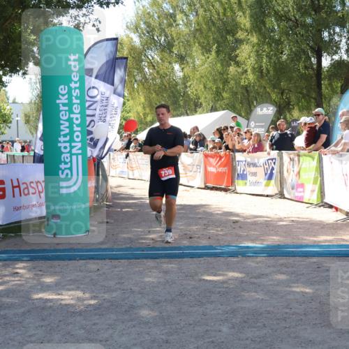 07.09.2025 - 19. Norderstedt Triathlon Zöllner http://msf.ph/oto/8785480 07.09.2025 13:16:36 Ziel 739 meine-sportfotos.de