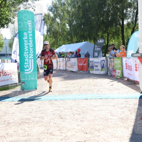 07.09.2025 - 19. Norderstedt Triathlon Zöllner http://msf.ph/oto/8785502 07.09.2025 15:31:21 Ziel 959 meine-sportfotos.de