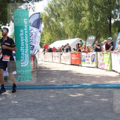 07.09.2025 - 19. Norderstedt Triathlon Zöllner http://msf.ph/oto/8785517 07.09.2025 13:16:57 Ziel 1238 meine-sportfotos.de