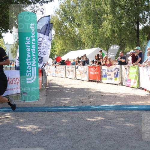 07.09.2025 - 19. Norderstedt Triathlon Zöllner http://msf.ph/oto/8785519 07.09.2025 13:16:57 Ziel 1238 meine-sportfotos.de
