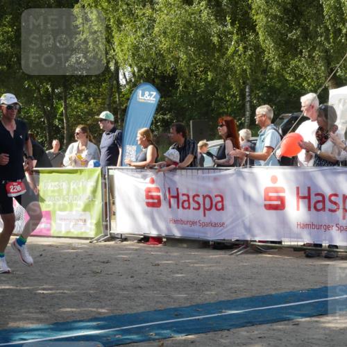 07.09.2025 - 19. Norderstedt Triathlon Zöllner http://msf.ph/oto/8785530 07.09.2025 12:46:20 Ziel 184, 226, 245, 267, 1246 meine-sportfotos.de