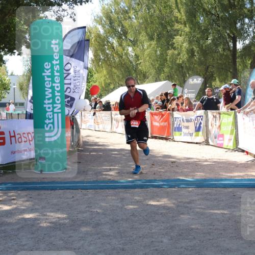 07.09.2025 - 19. Norderstedt Triathlon Zöllner http://msf.ph/oto/8785542 07.09.2025 13:17:08 Ziel 786 meine-sportfotos.de