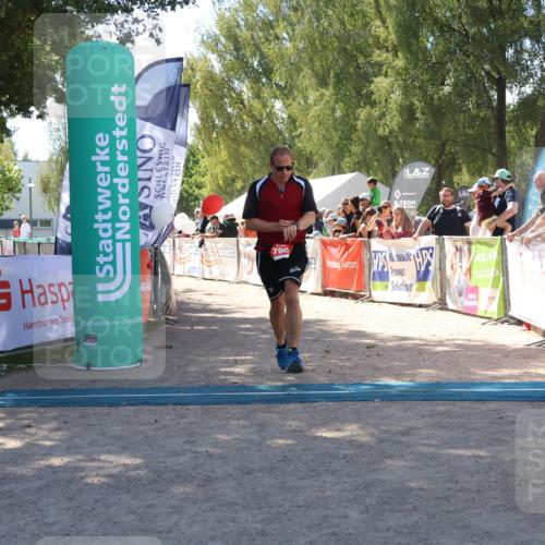 07.09.2025 - 19. Norderstedt Triathlon Zöllner http://msf.ph/oto/8785547 07.09.2025 13:17:08 Ziel 786 meine-sportfotos.de