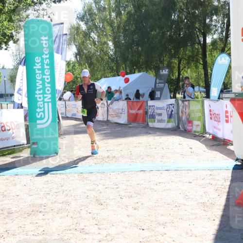 07.09.2025 - 19. Norderstedt Triathlon Zöllner http://msf.ph/oto/8785583 07.09.2025 15:31:57 Ziel 971 meine-sportfotos.de