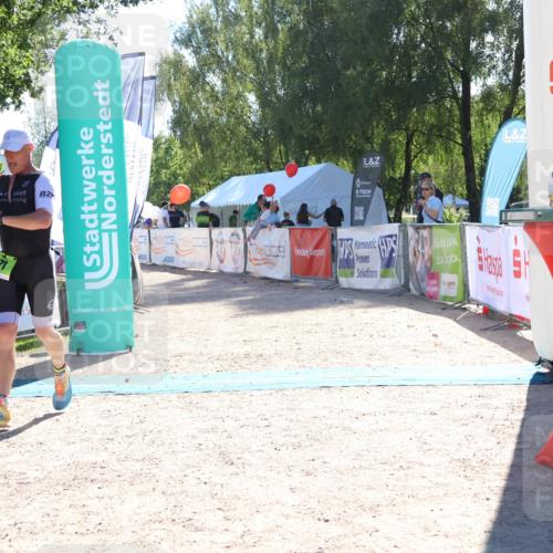 07.09.2025 - 19. Norderstedt Triathlon Zöllner http://msf.ph/oto/8785603 07.09.2025 15:31:58 Ziel 971 meine-sportfotos.de