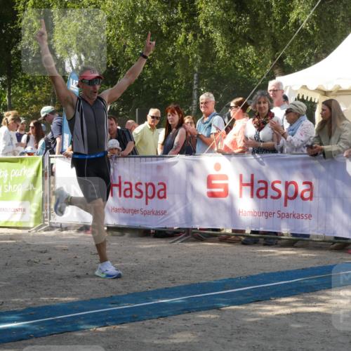 07.09.2025 - 19. Norderstedt Triathlon Zöllner http://msf.ph/oto/8785620 07.09.2025 12:47:47 Ziel 151 meine-sportfotos.de