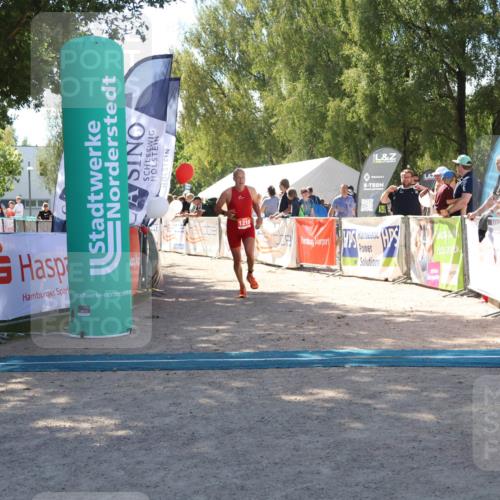 07.09.2025 - 19. Norderstedt Triathlon Zöllner http://msf.ph/oto/8785622 07.09.2025 13:18:19 Ziel 1216 meine-sportfotos.de