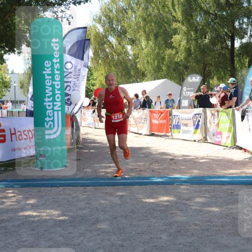 07.09.2025 - 19. Norderstedt Triathlon Zöllner http://msf.ph/oto/8785632 07.09.2025 13:18:20 Ziel 1216 meine-sportfotos.de
