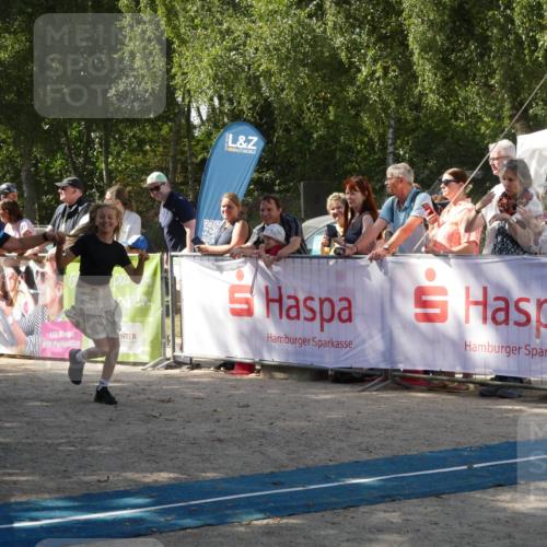 07.09.2025 - 19. Norderstedt Triathlon Zöllner http://msf.ph/oto/8785635 07.09.2025 12:48:36 Ziel 1315 meine-sportfotos.de