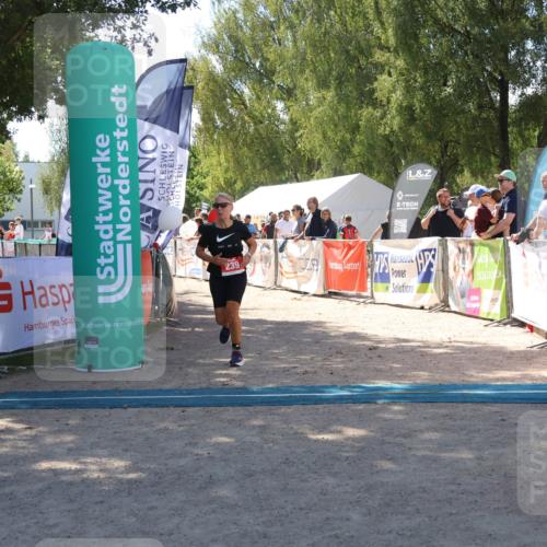 07.09.2025 - 19. Norderstedt Triathlon Zöllner http://msf.ph/oto/8785646 07.09.2025 13:18:27 Ziel 239 meine-sportfotos.de